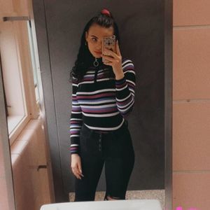 Meet your Posher, Faith